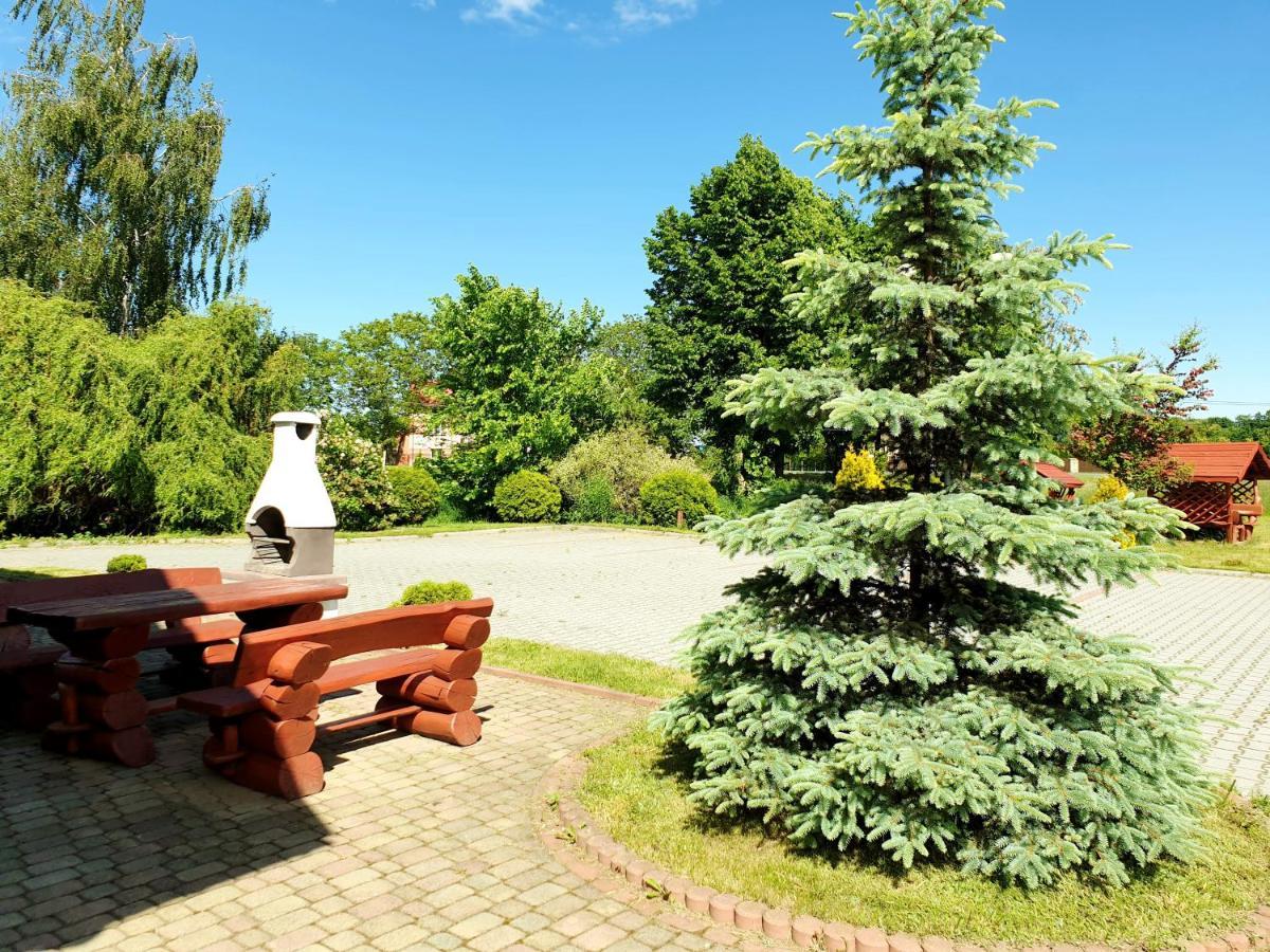 Willa Park Ostrowiec Świetokrzyski Exterior foto