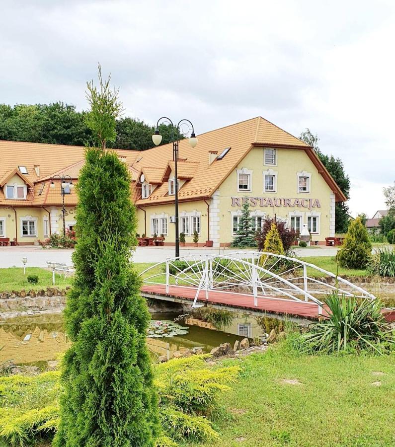 Willa Park Ostrowiec Świetokrzyski Exterior foto
