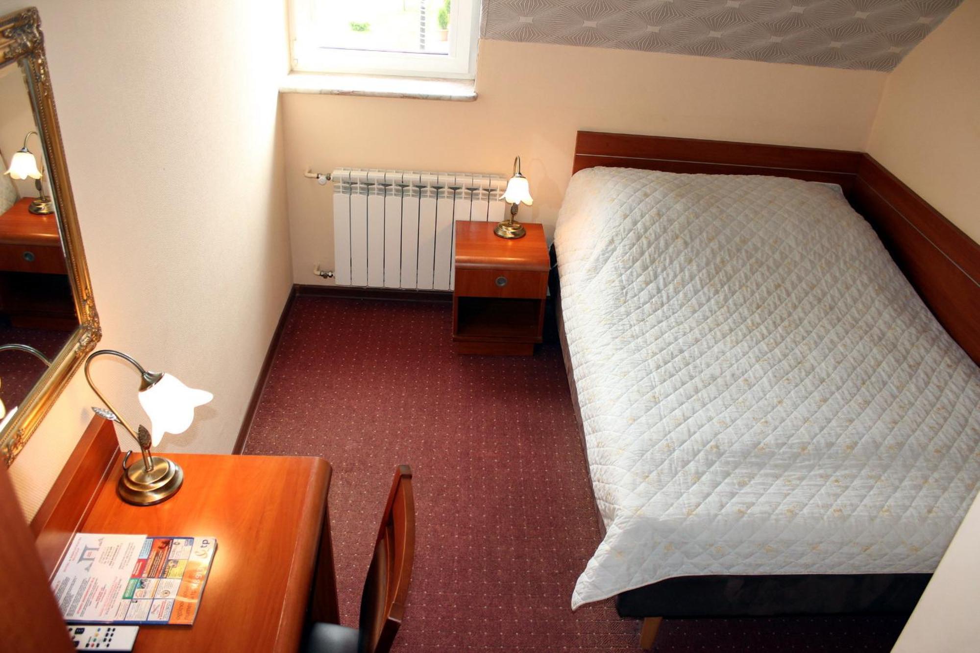 Willa Park Ostrowiec Świetokrzyski Quarto foto