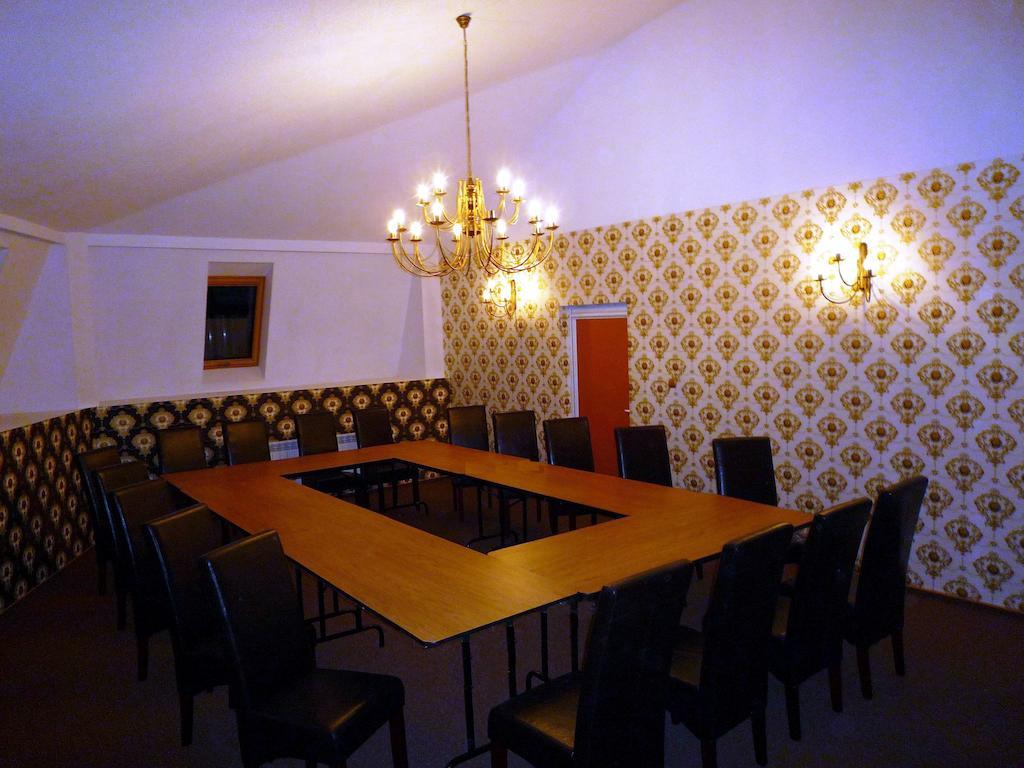 Willa Park Ostrowiec Świetokrzyski Exterior foto
