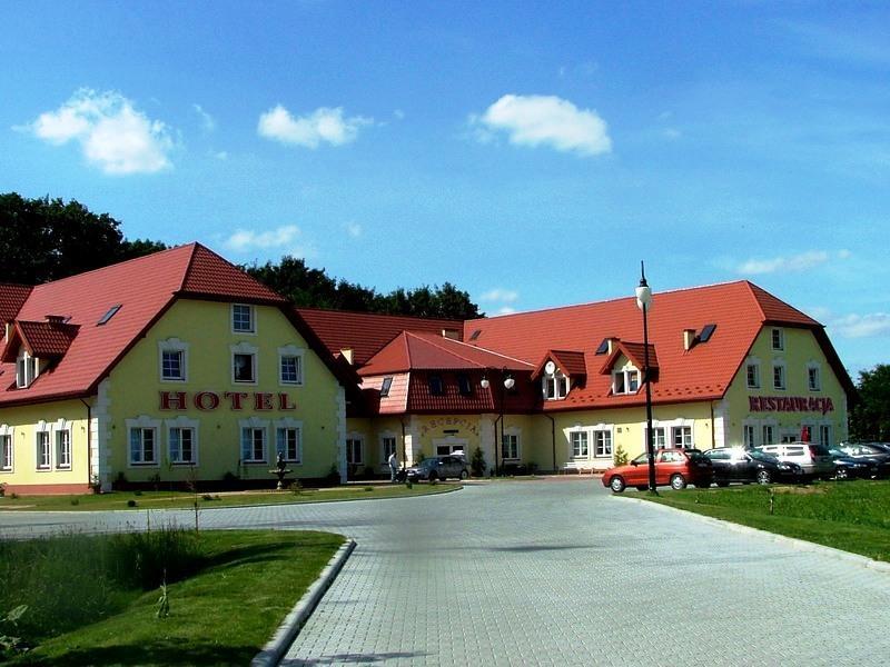 Willa Park Ostrowiec Świetokrzyski Exterior foto